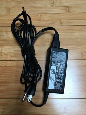 EUC Dell 65W Black AC Adapter Charger for Dell Inspiron Laptop (MGJN9)